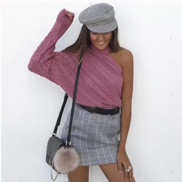 Off Shoulder Knitted Turtleneck Sweater | 0129 - Picture 4 of 5